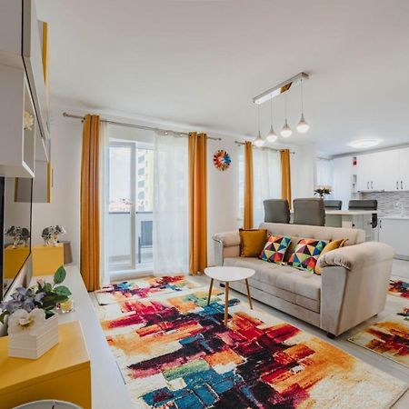 Masterpiece Studio- Free Parking, Wi-Fi, Netflix Brassó Kültér fotó