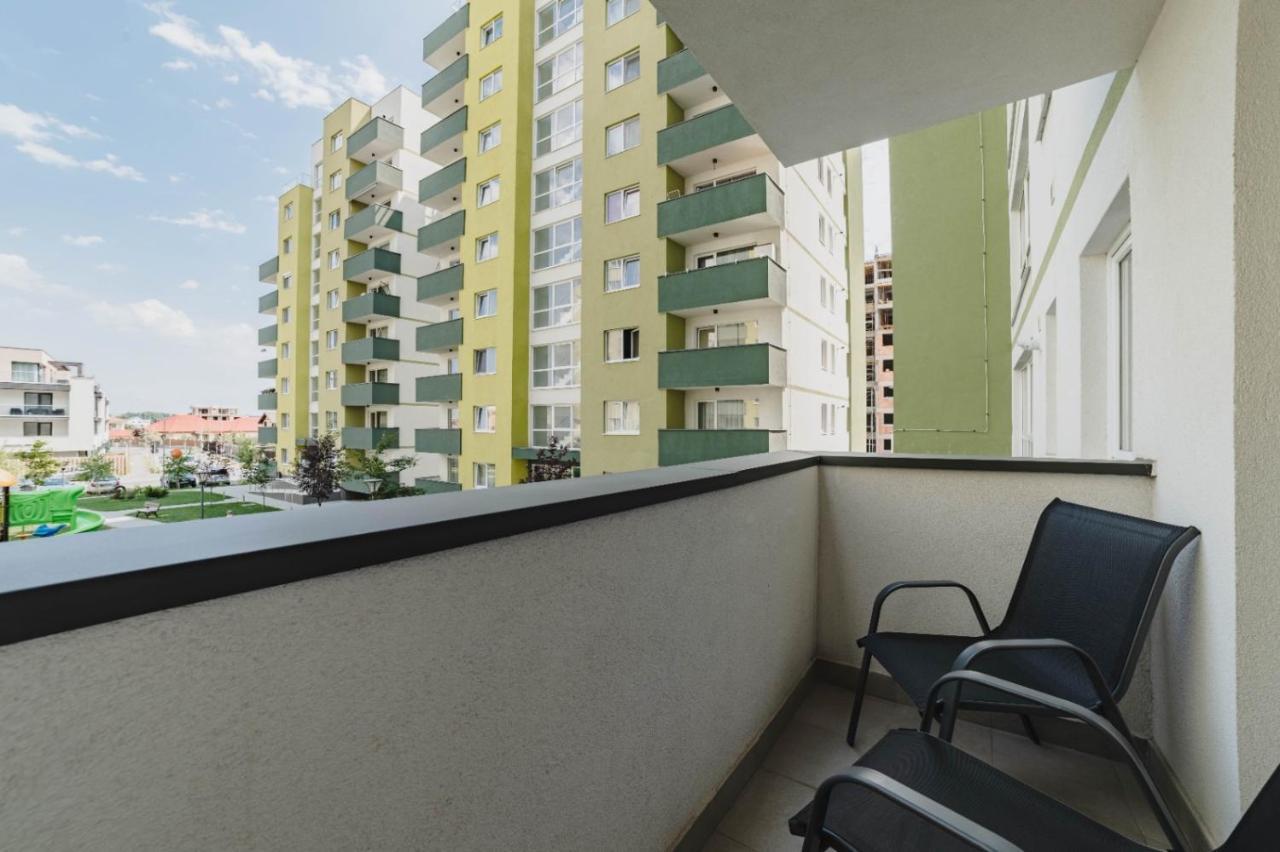 Masterpiece Studio- Free Parking, Wi-Fi, Netflix Brassó Kültér fotó