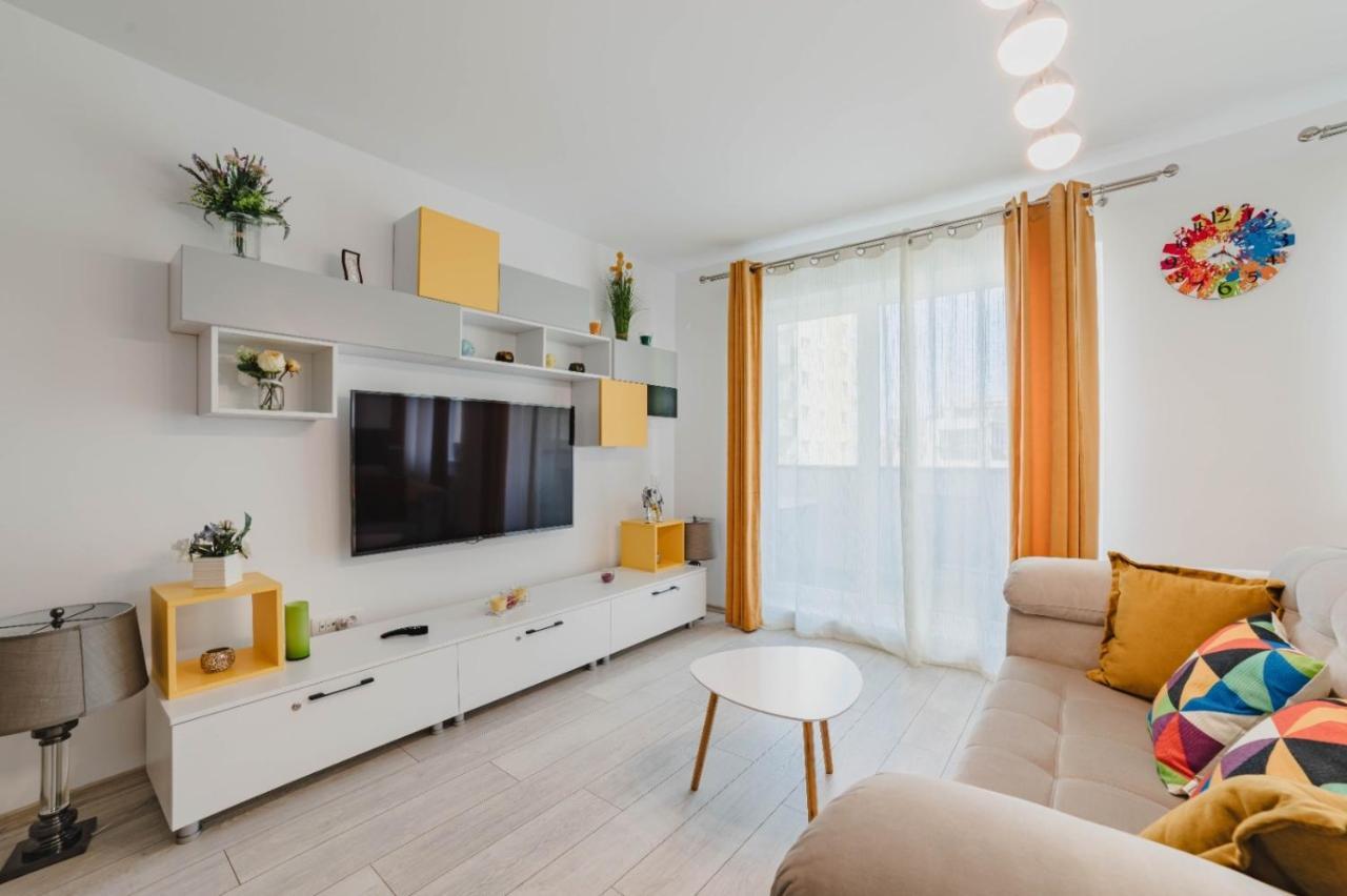 Masterpiece Studio- Free Parking, Wi-Fi, Netflix Brassó Kültér fotó